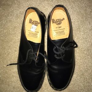 Mens Dr Martens Shoes